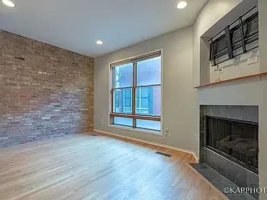 1724 North Winnebago Avenue Unit B, Chicago, IL 60647, photo 2