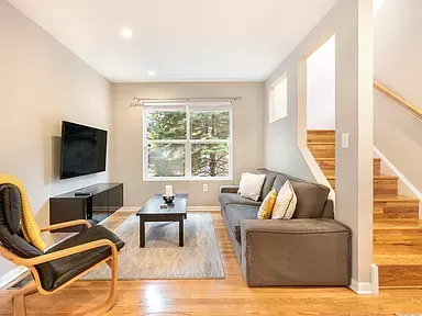 2113 Kedzie Avenue Unit C, Chicago, IL 60647, photo 2