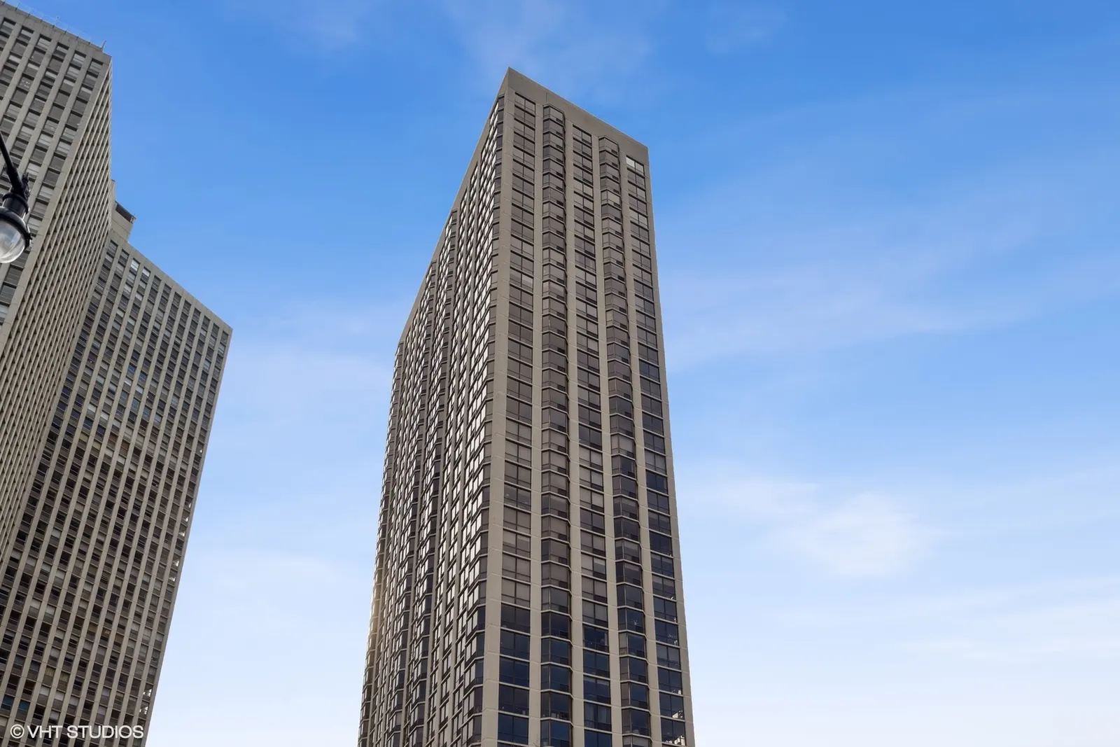 2650 N Lakeview Avenue Unit: 1207, Chicago, IL 60614, exterior