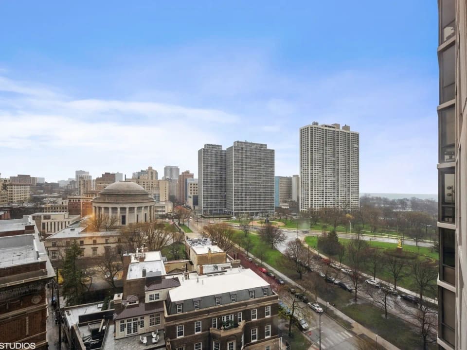 2650 N Lakeview Avenue Unit: 1207, Chicago, IL 60614, photo 2