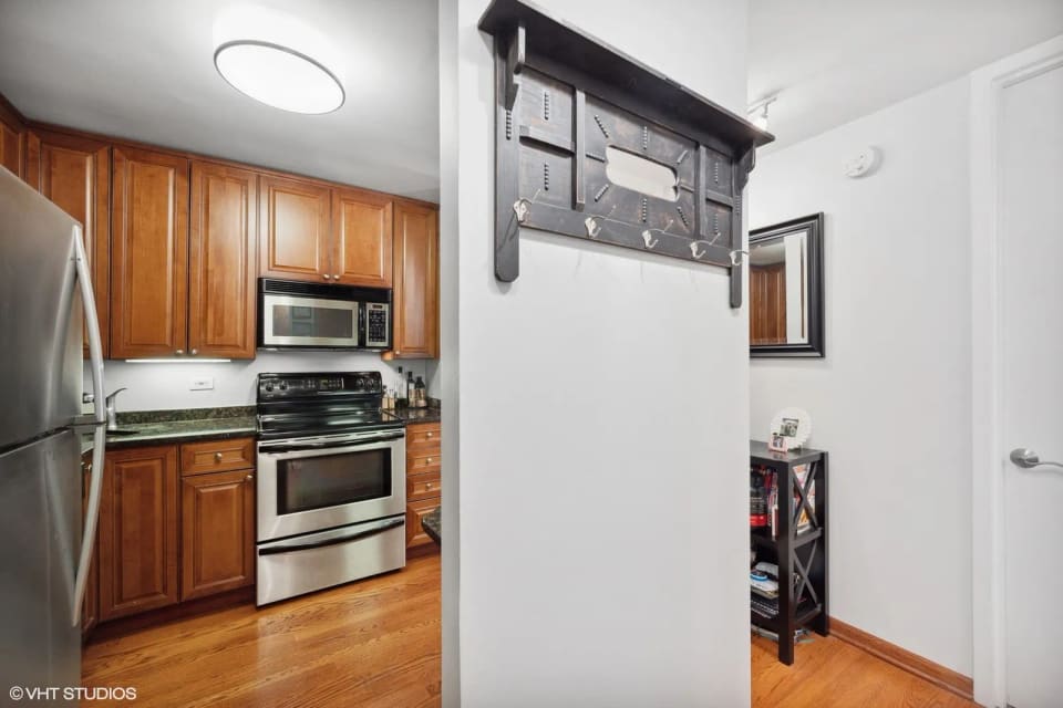 2650 N Lakeview Avenue Unit: 1207, Chicago, IL 60614, photo 11