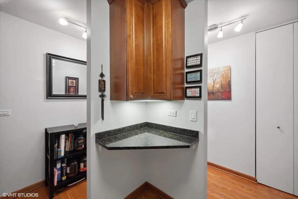 2650 N Lakeview Avenue Unit: 1207, Chicago, IL 60614, photo 12
