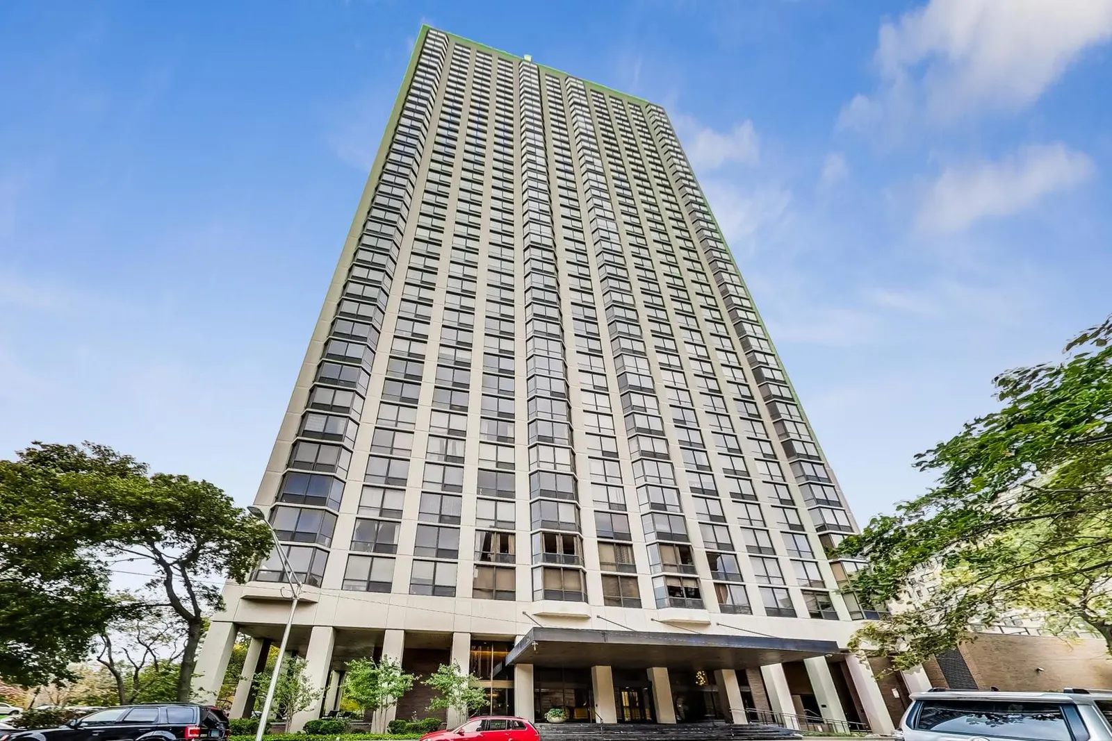 2650 N Lakeview Avenue Unit: 2007, Chicago, IL 60614, exterior