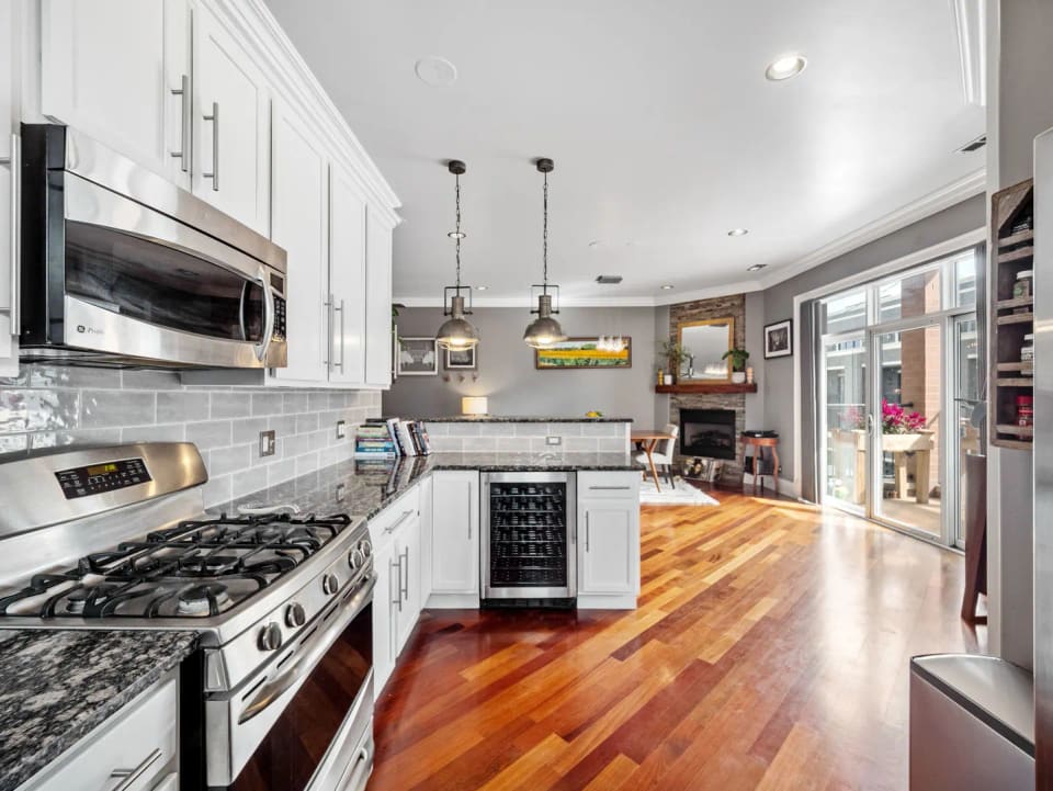 4809 N California Avenue Unit: 2W, Chicago, IL 60625, photo 11