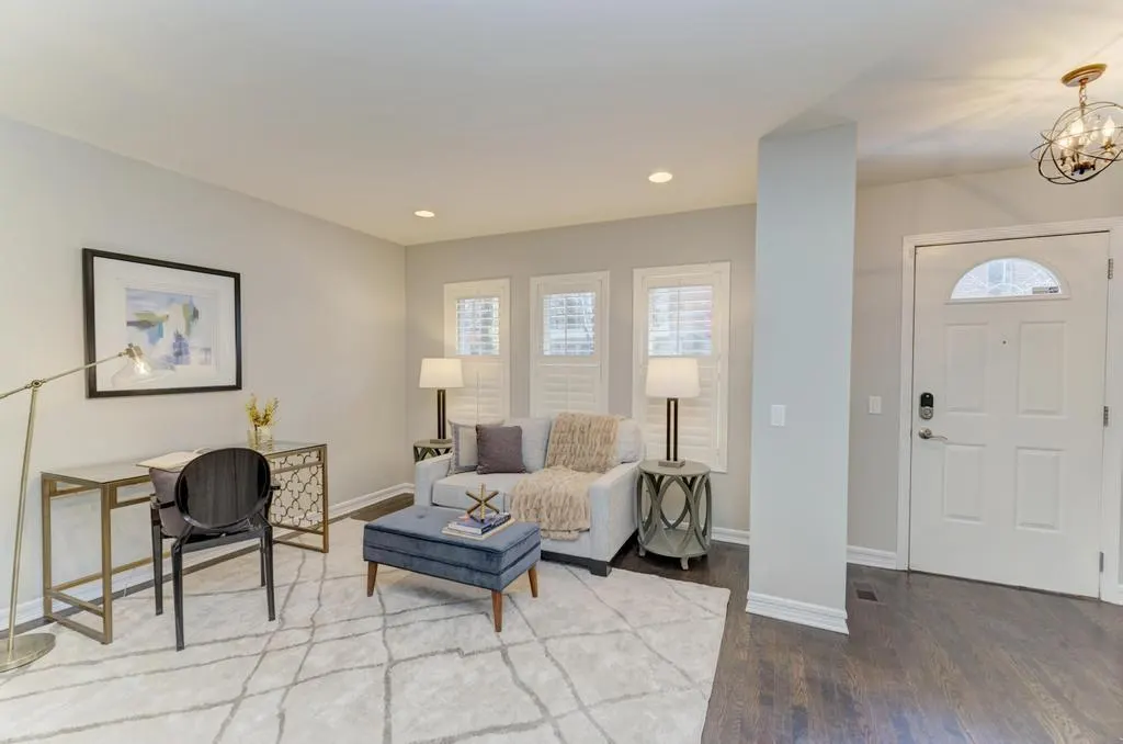512 N Peoria Street, Chicago, IL 60642, photo 4