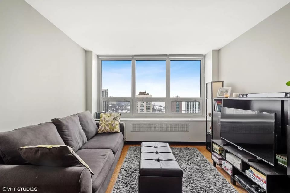 88 West Schiller Street Apartment 3005L, Chicago, IL 60610, photo 2